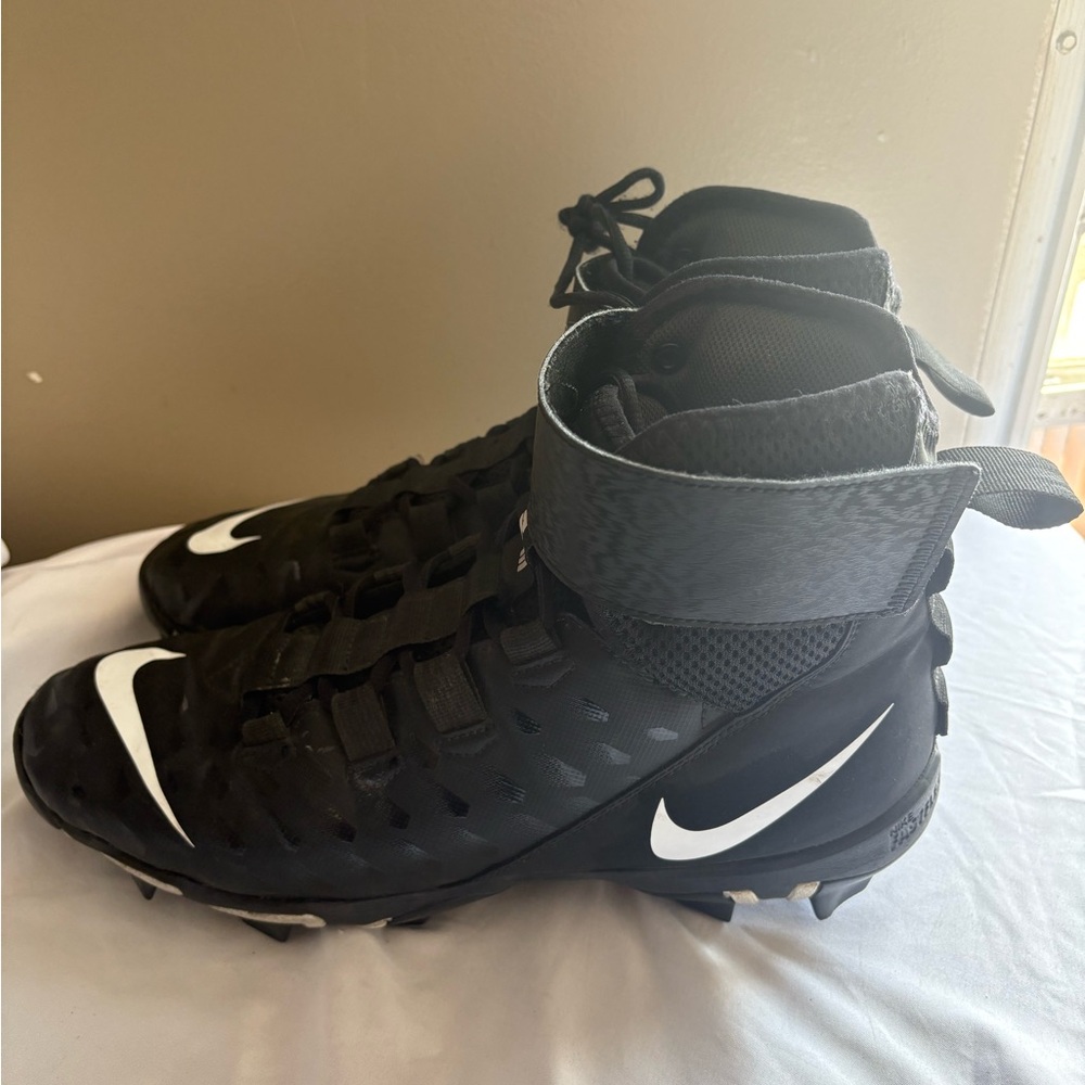 Nike Force savage shark 2 Black High-Top Sports Cleats size 11